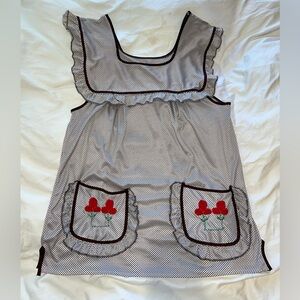 Vintage apron style top